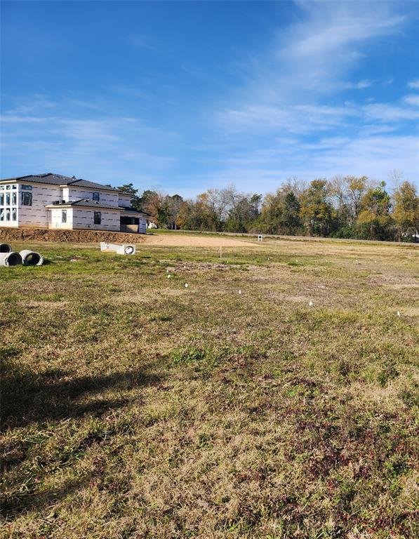 5 Ada St, NEW WAVERLY, TX 77358