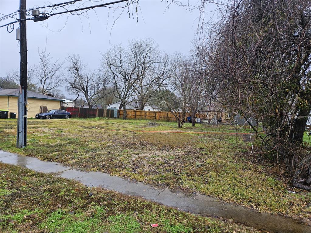 707 & 711 N 10th St, RICHMOND, TX 77469