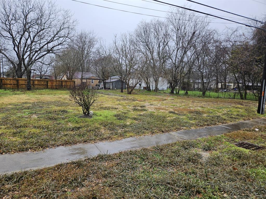 707 & 711 N 10th St, RICHMOND, TX 77469