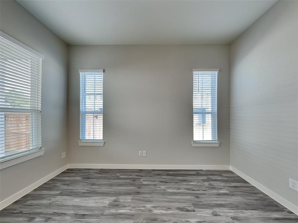 9835 Willow Creek Commerce Dr 111, TOMBALL, TX 77375