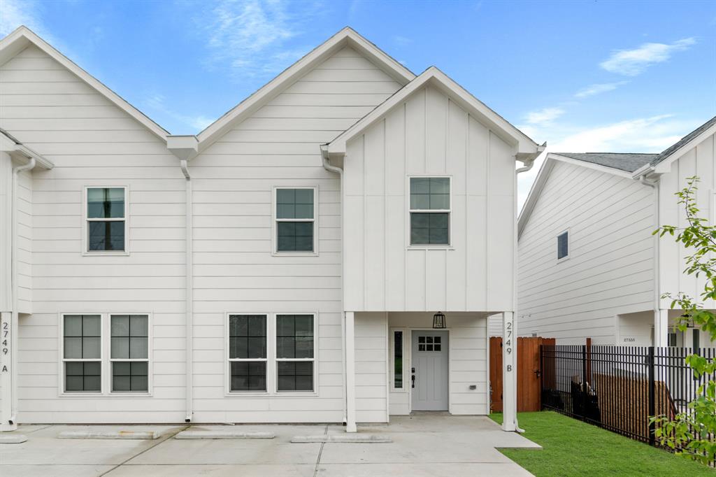 2749 Redrock St B, HOUSTON, TX 77088