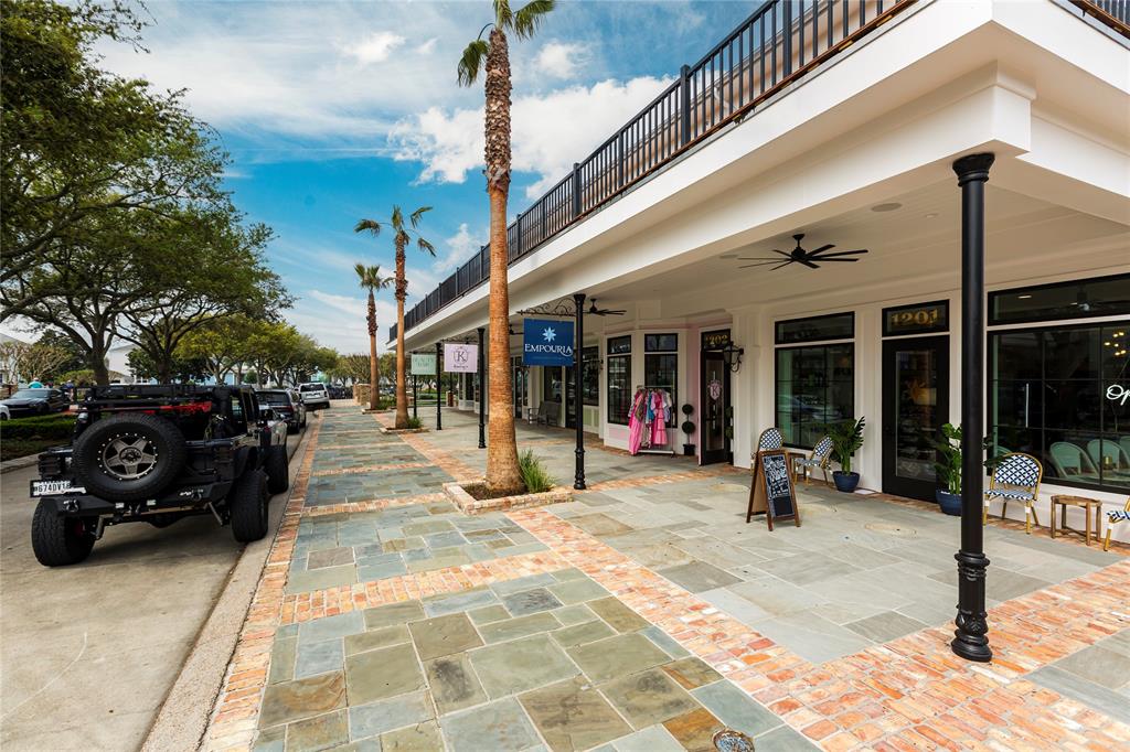 12 Evia Main St 2201, GALVESTON, TX 77554