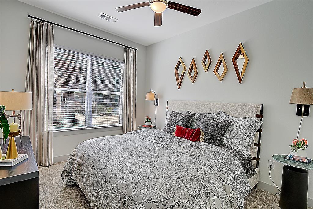 19302 Glenwest Dr 336, FRIENDSWOOD, TX 77546