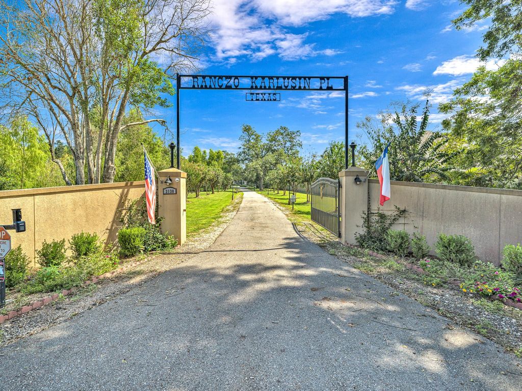 3130 Bowser Rd, FULSHEAR, TX 77441