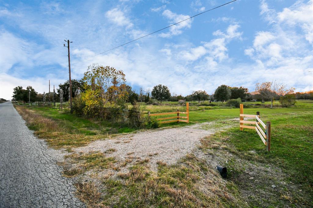 10310 Oberrender Rd, NEEDVILLE, TX 77461