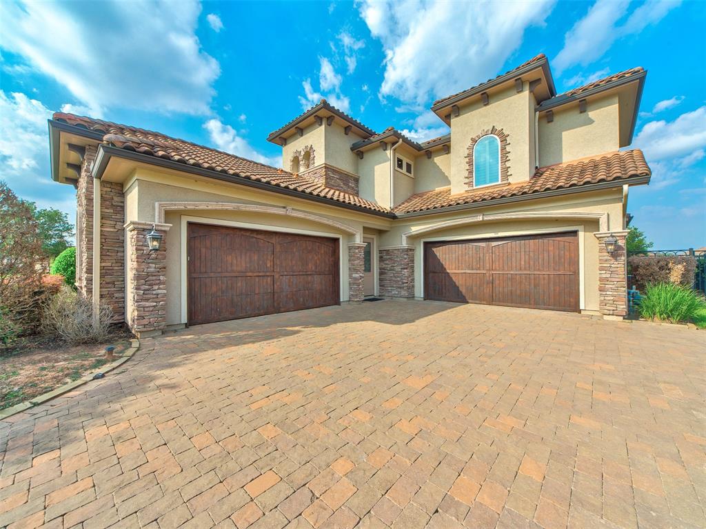 14 Ivy Bend Ln, SUGAR LAND, TX 77479