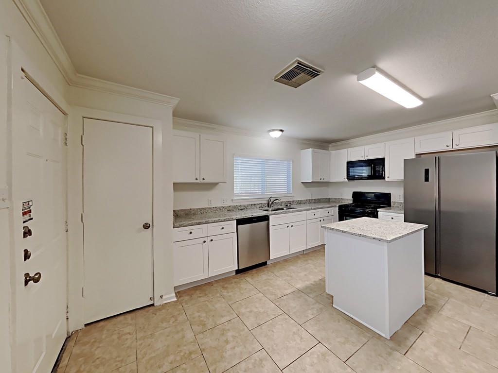 7415 Ravenswood, MISSOURI CITY, TX 77459