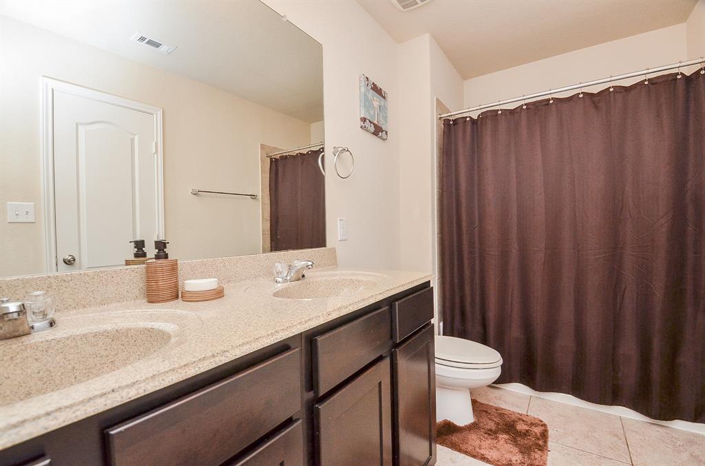 7214 Baitland Dr, MISSOURI CITY, TX 77459