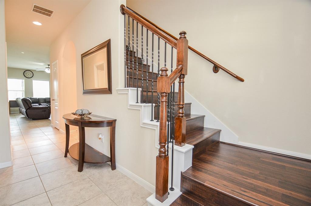 7214 Baitland Dr, MISSOURI CITY, TX 77459