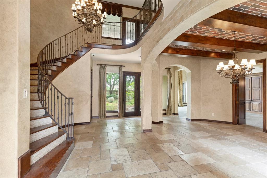 7414 Newbury Trl, Sugar Land, TX 77479