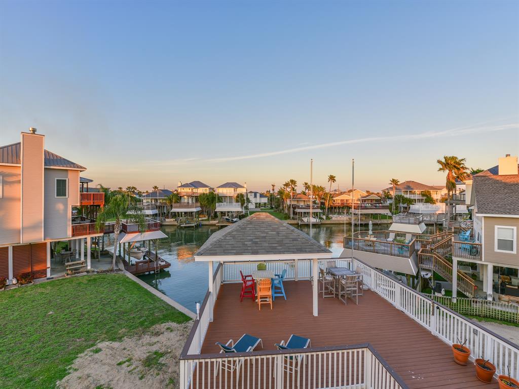 3912 Isla Del Sol, Galveston, TX 77554