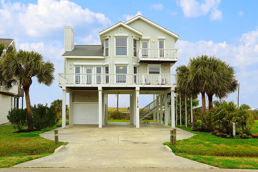 13918 Pirates Beach, Galveston TX 77554