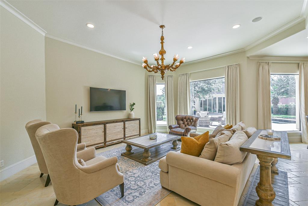 2018 San Joaquin Pkwy, FRIENDSWOOD TX 77546