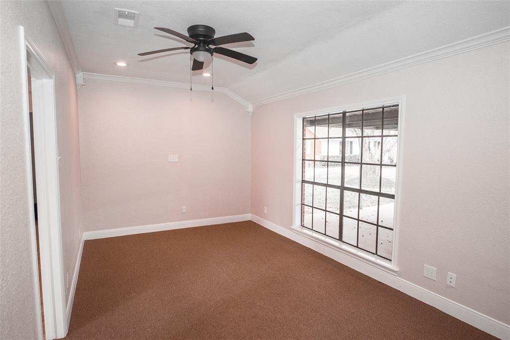 1910 Avenue L, SANTA FE, TX 77510