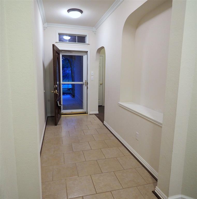 407 Livingstone Ln, LEAGUE CITY, TX 77573