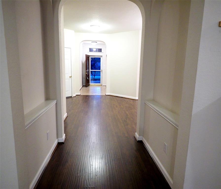 407 Livingstone Ln, LEAGUE CITY, TX 77573