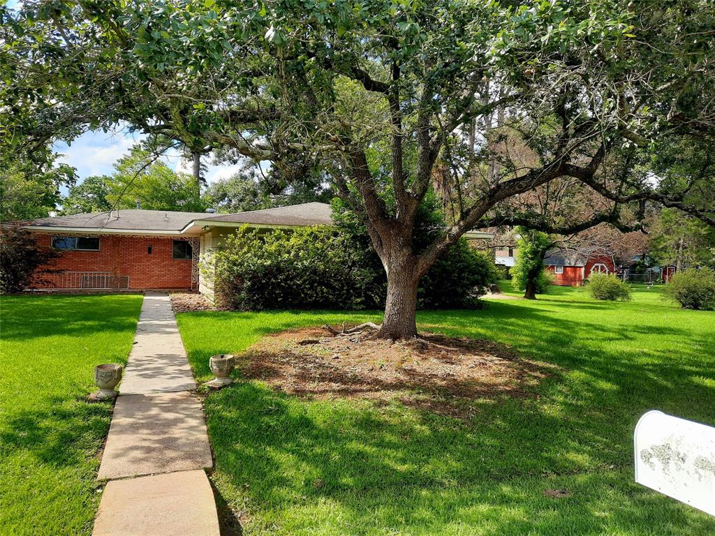 606 Clayton St, Tomball, TX 77375
