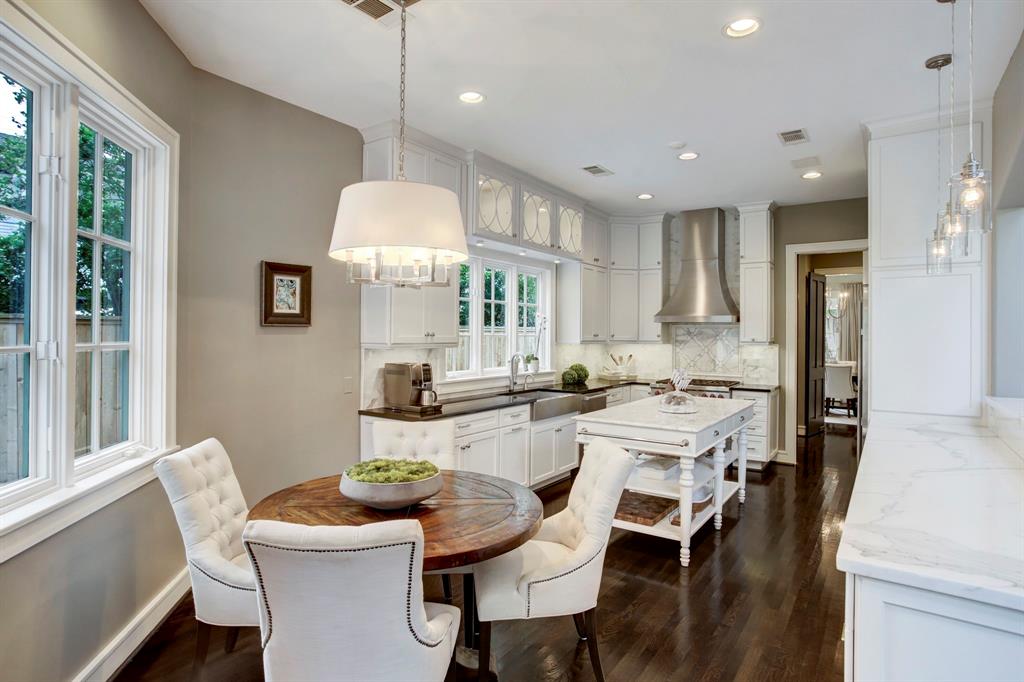 6345 Westchester Ave, Houston, TX 77005