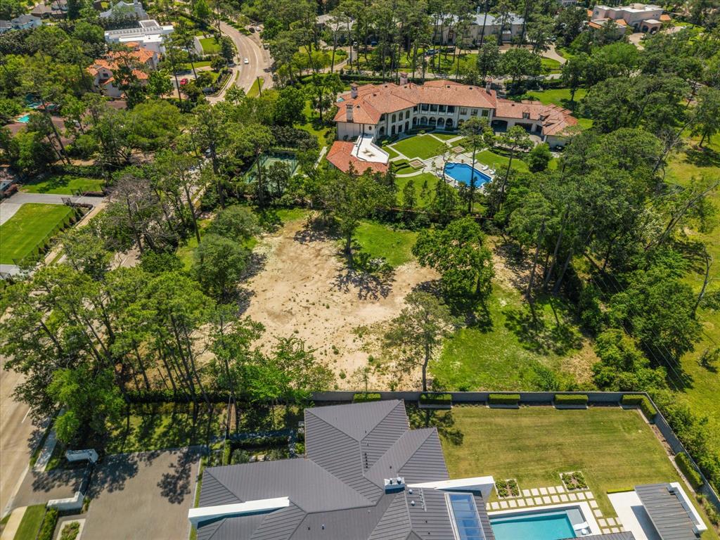 8827 Memorial Dr, HOUSTON, TX 77024