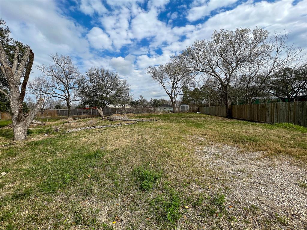 2907 Sinclair St, PASADENA, TX 77503