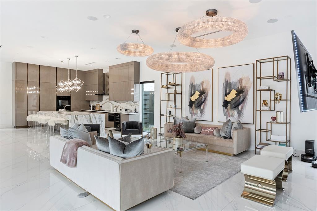 4028 Chatham Ln, HOUSTON, TX 77027