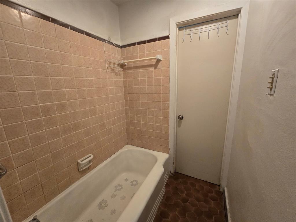 5759 Winding Creek Way, HOUSTON, TX 77017