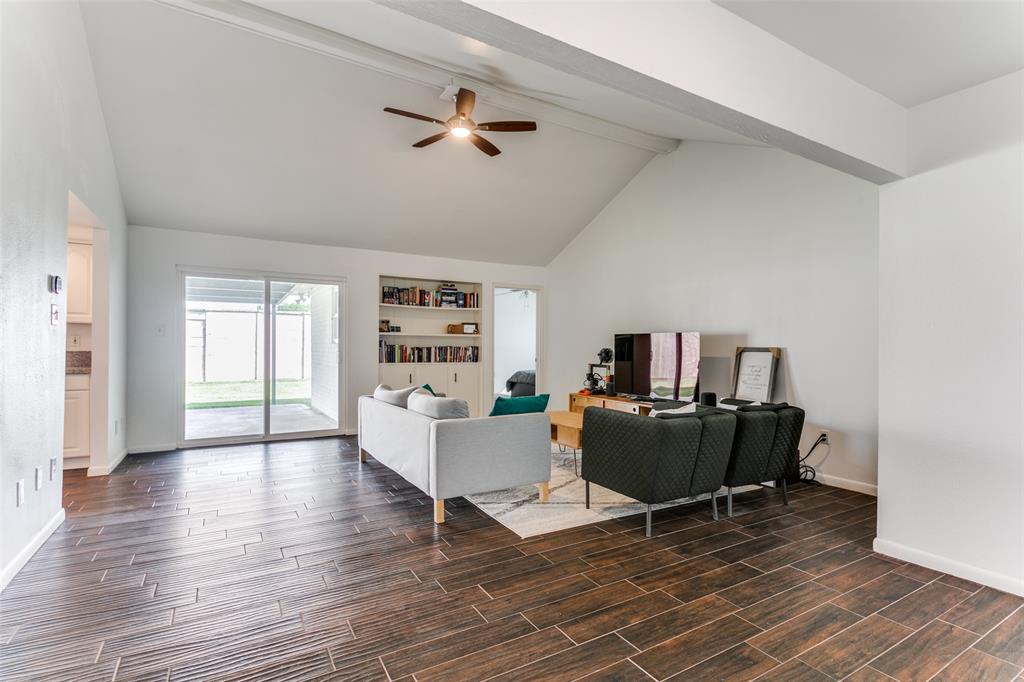 514 Packer Ct, WEBSTER, TX 77598