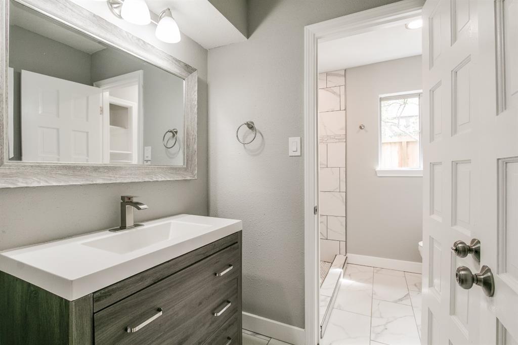 10827 Tupper Lake Dr, HOUSTON, TX 77042