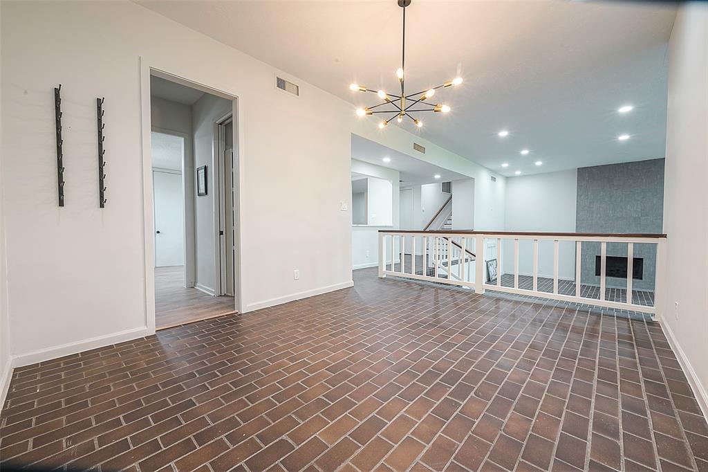 8800 Woodway Dr 6, HOUSTON, TX 77063