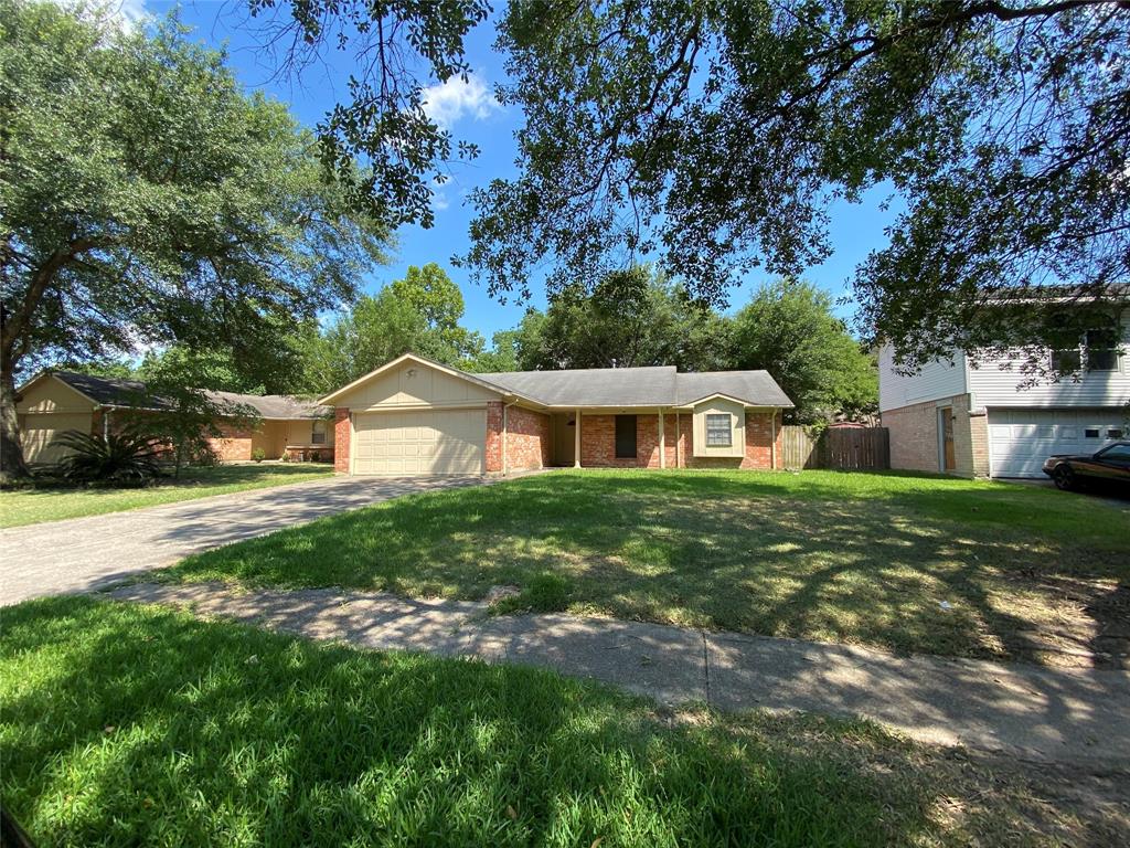 2315 Marble Falls Dr, Spring, TX 77373
