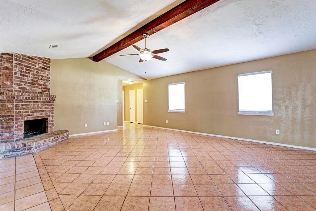 927 Western Hills Dr, KATY, TX 77450