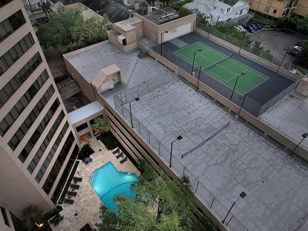 101 Westcott St Unit 2001, Houston, TX 77007