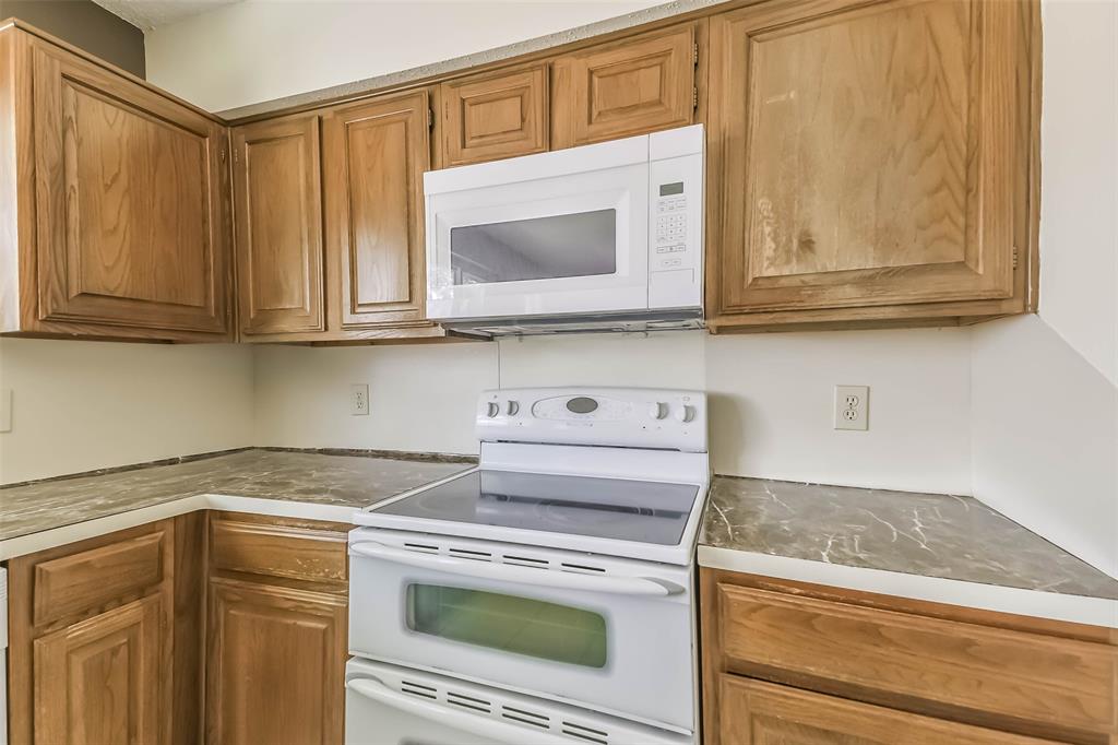 16002 Maple Acres Ct, HOUSTON, TX 77095