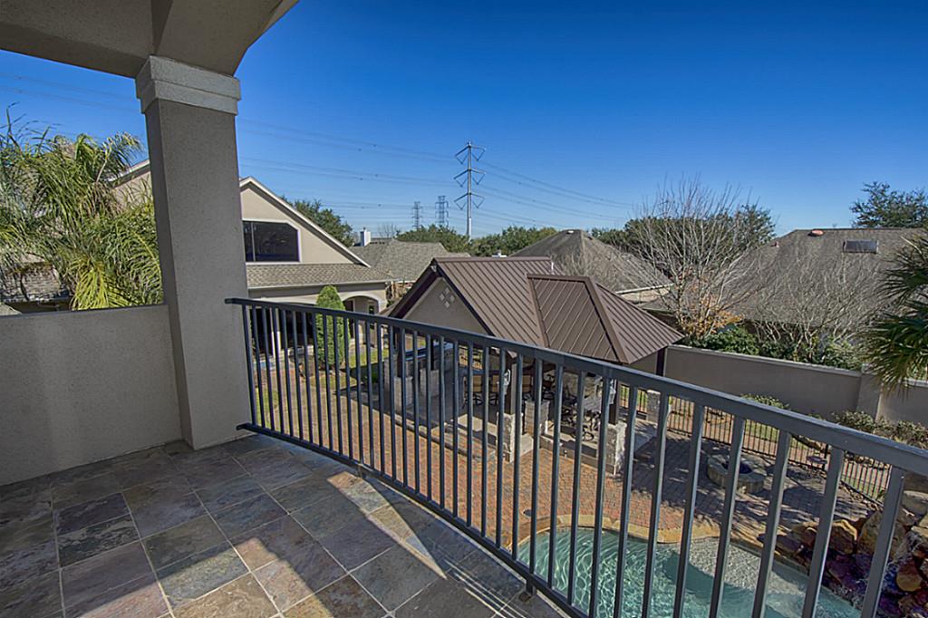 2222 E Lawther Dr, DEER PARK, TX 77536