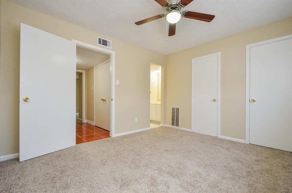 600 S Allen Genoa Rd Apt B3, SOUTH HOUSTON, TX 77587