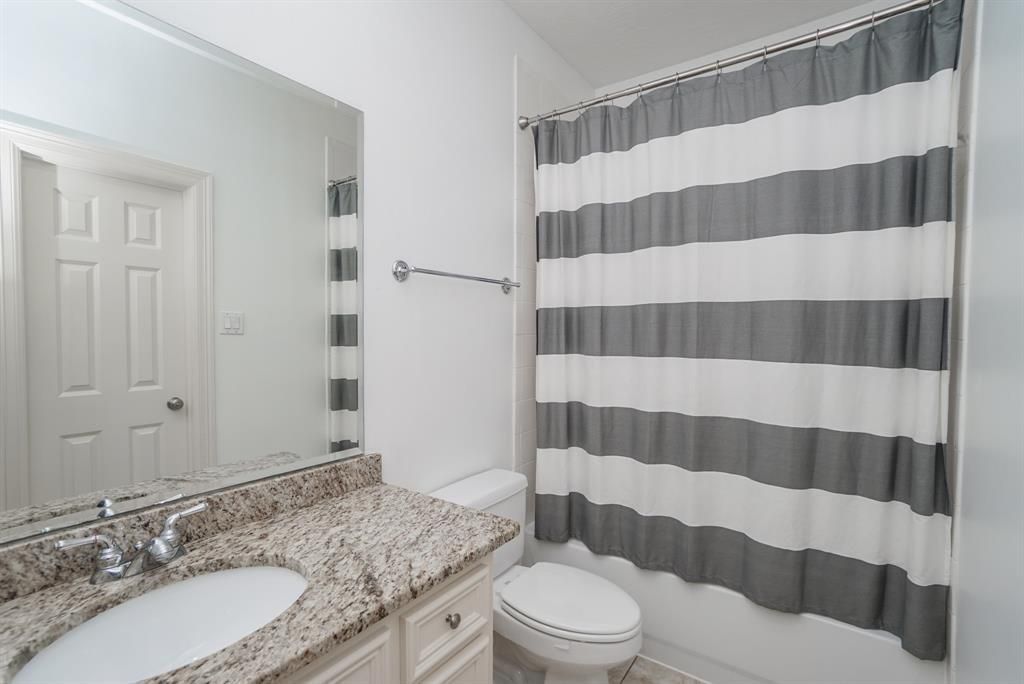 4406 Feagan St Apt B, Houston, TX 77007 realtor.com®