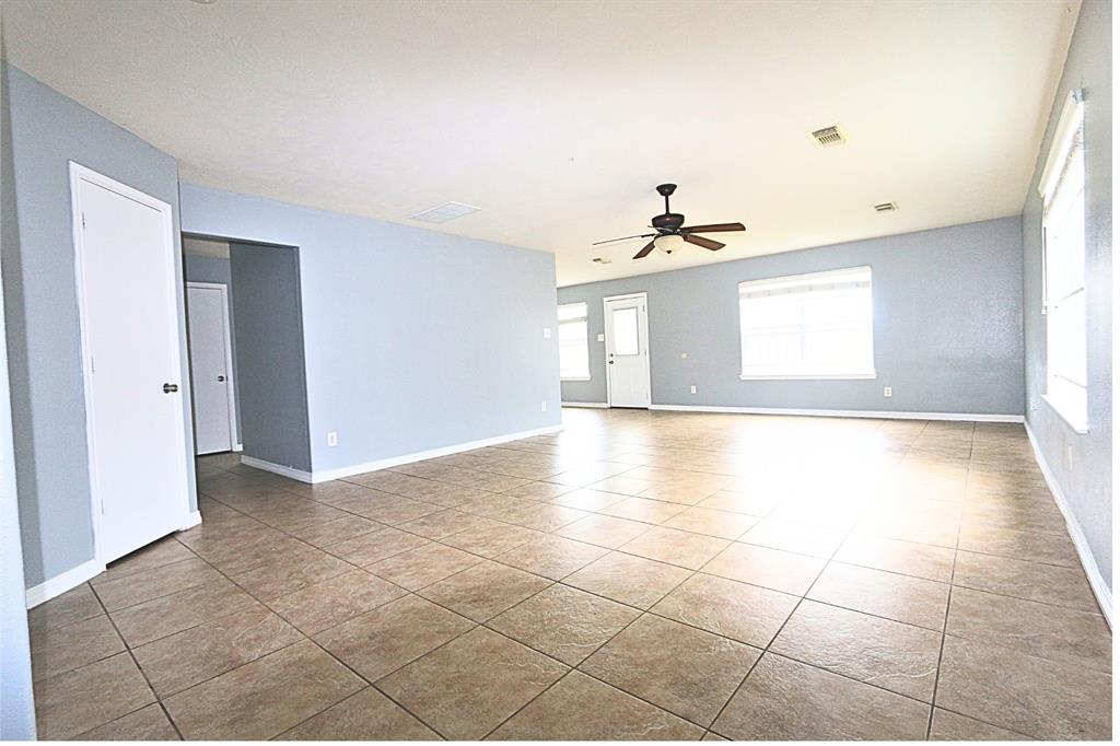 13031 Willow Landing Ln, HOUSTON, TX 77085