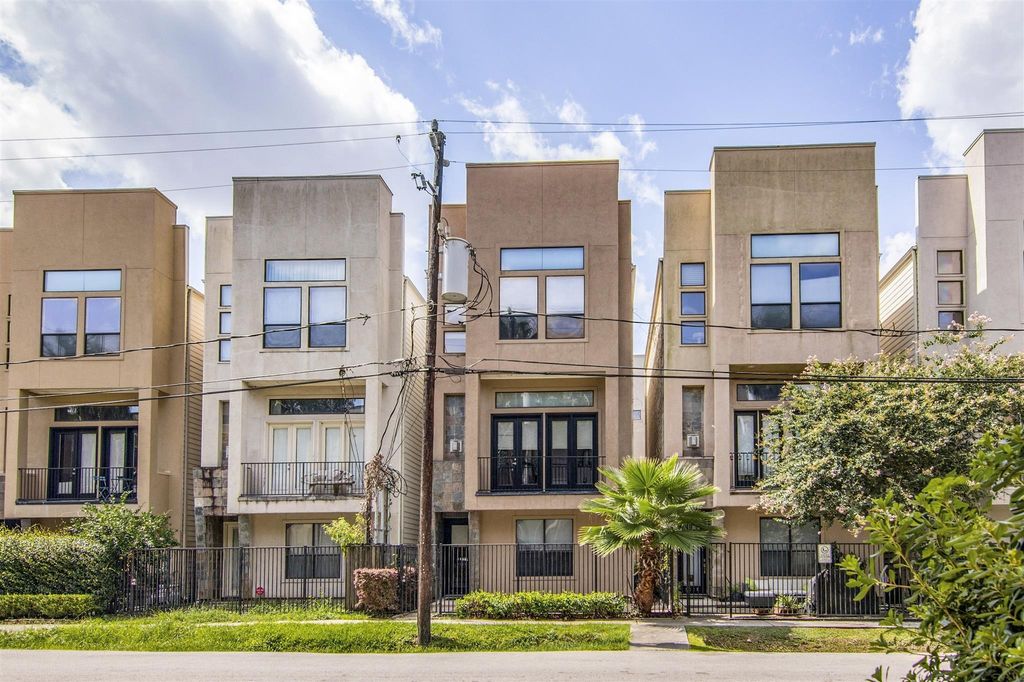 5227 Lillian St, HOUSTON, TX 77007