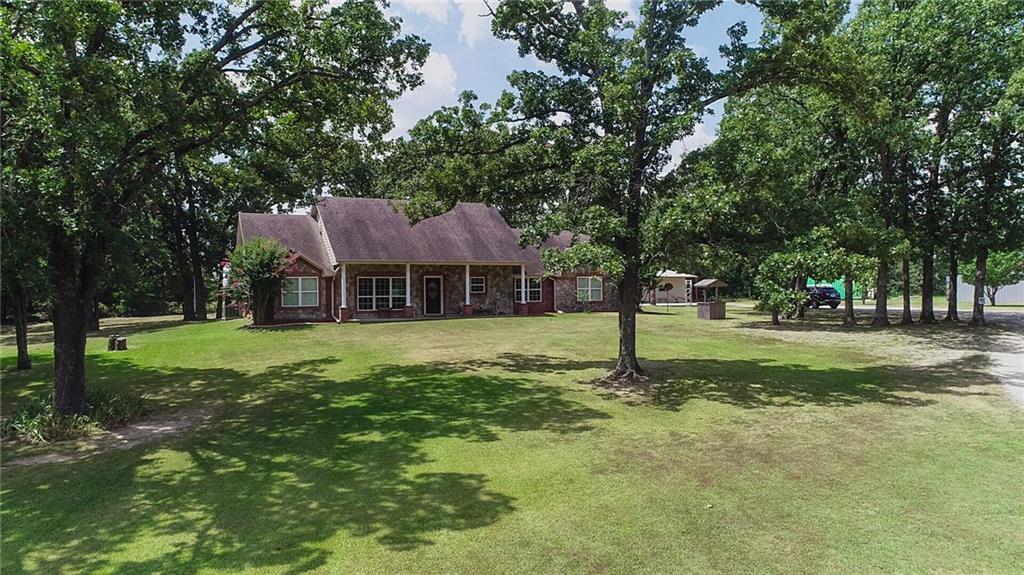 12923 Farm Road 79, SUMNER, TX 75486