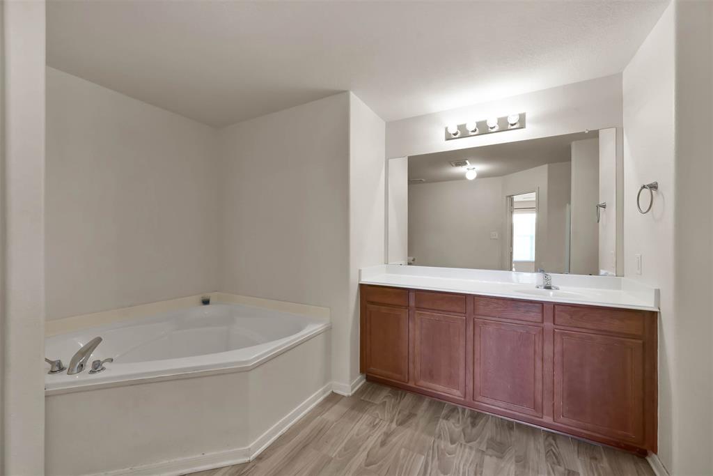 28820 San Bernard River Loop, SPRING, TX 77386