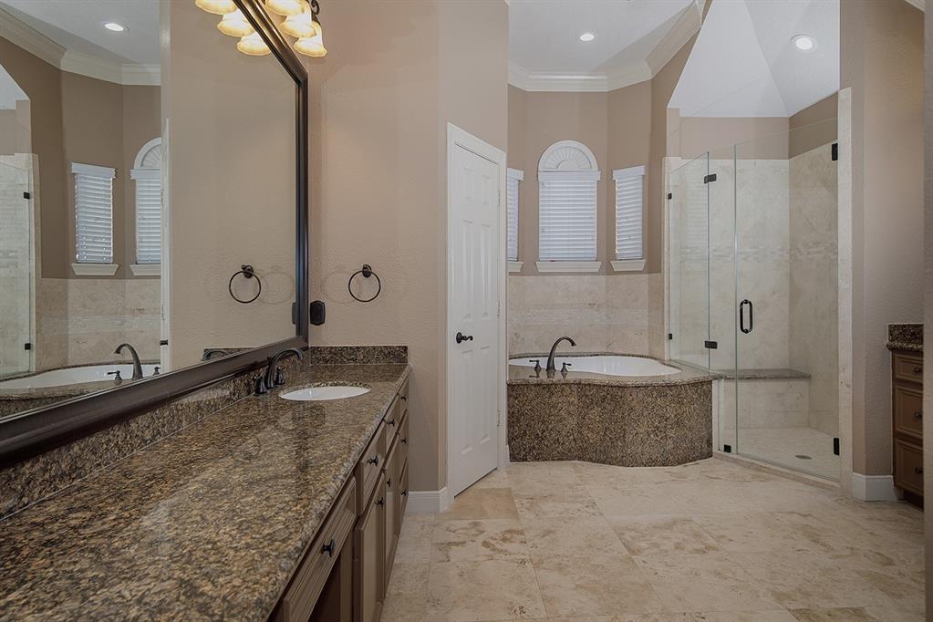 19916 Gemstone Dr, Montgomery, TX 77356