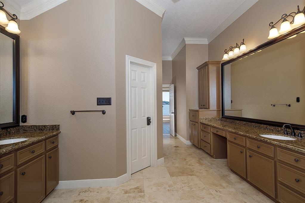 19916 Gemstone Dr, Montgomery, TX 77356