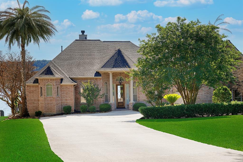 19916 Gemstone Dr, Montgomery, TX 77356