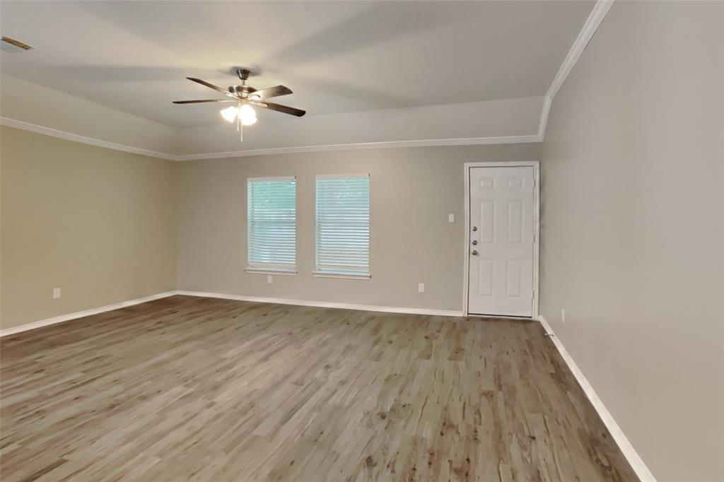 26873 Manor Falls Dr, KINGWOOD, TX 77339