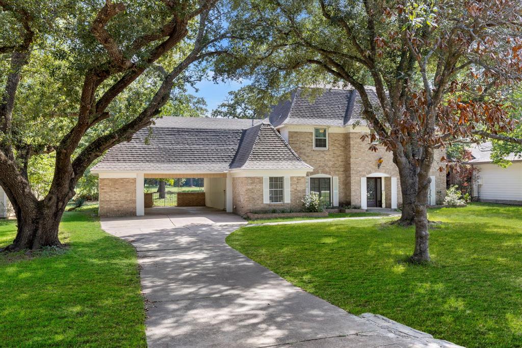 535 Robert E Lee Dr, CONROE, TX 77302