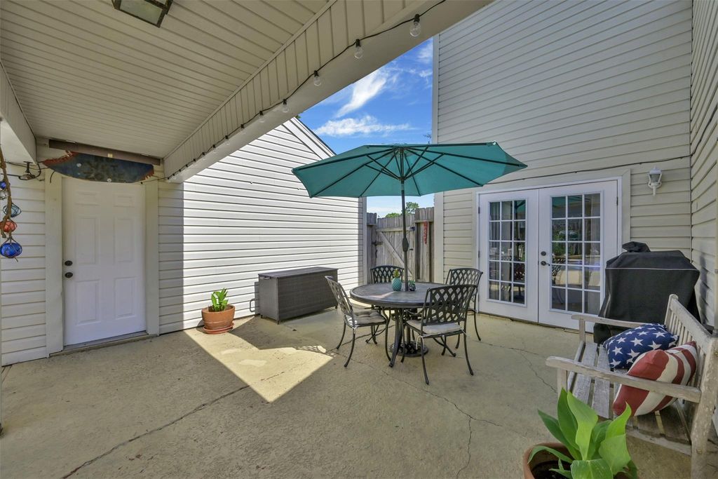 12323 Thoreau Dr, MONTGOMERY, TX 77356