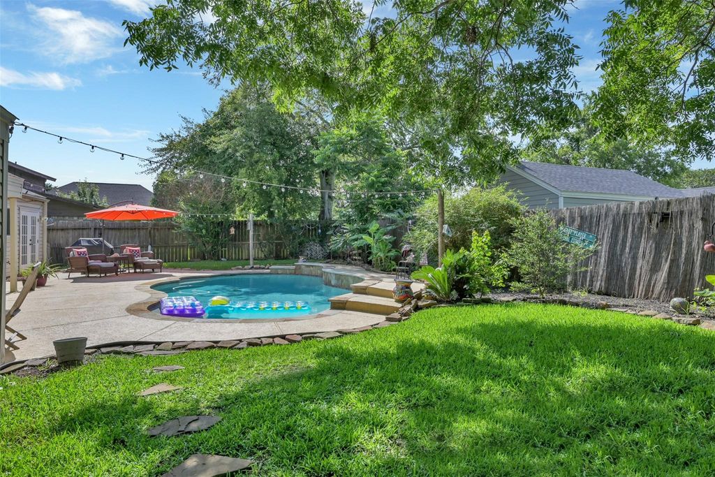 12323 Thoreau Dr, MONTGOMERY, TX 77356