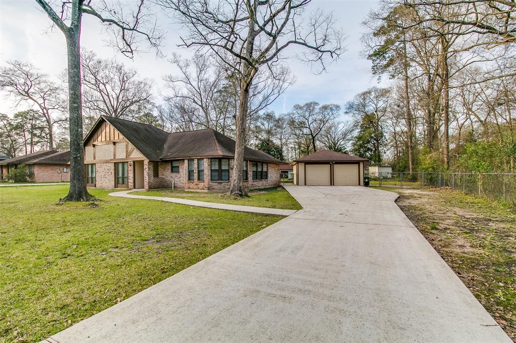 232 Tall Timbers Rd, NEW CANEY, TX 77357