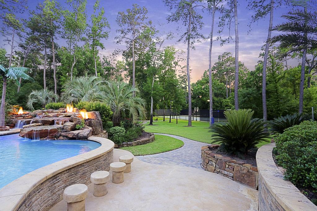 70 S Tranquil Path, SPRING, TX 77380