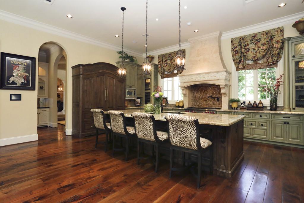 70 S Tranquil Path, SPRING, TX 77380